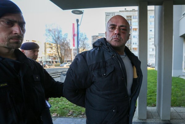 Privođenje Leona Lučića