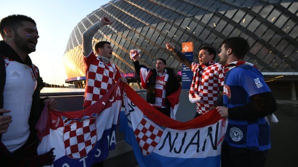 Hrvatski navijači došli su do Stockholma dati podršku rukometašima