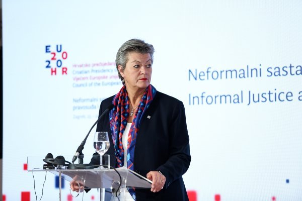 Zajednička konferencija Davora Božinovića i povjerenice Europske komisije Johansson