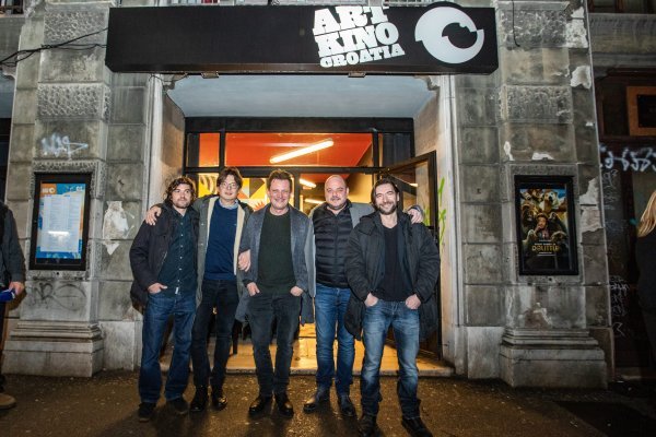 Danko Vučinović, kamerman, Nebojša Taraba, producent, Dalibor Matanić, redatelj, Miodrag Sila, producent i Mislav Brumec, dramaturg HRT-a