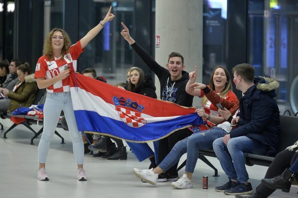 Doček srebrnih rukometaša po povratku s Eura u zračnoj luci 'Dr. Franjo Tuđman'
