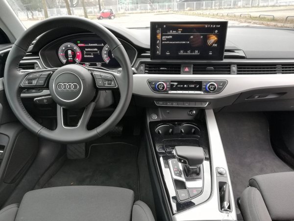 Audi A4 35 TDI S tronic Advanced+