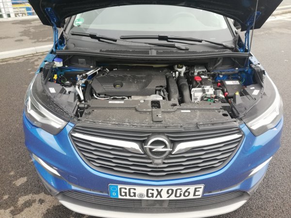 Opel Grandland X Hybrid4