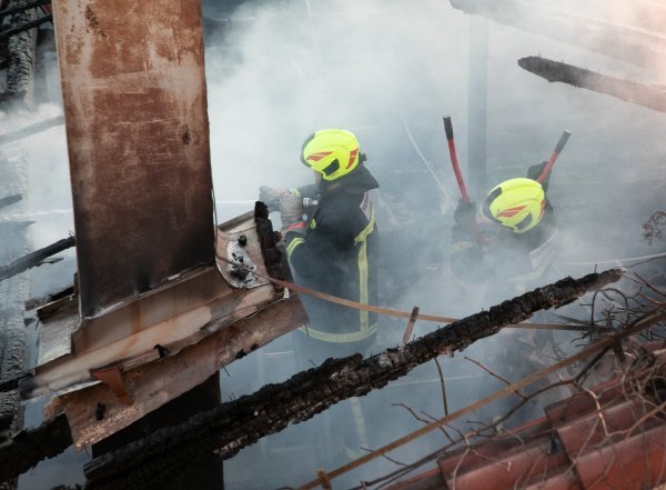 Kaštela: U požaru izgorjela zgrada školske kuhinje