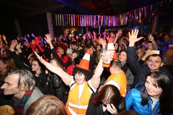 Rijeka: Jole otvorio Karnevalsku zabavu sa Zagrebačkom pivovarom