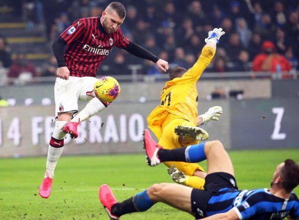 Inter (Daniele Padelli) - Milan (Ante Rebić)