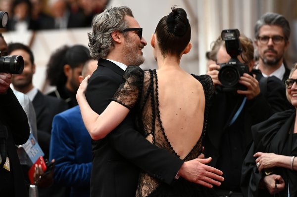 Joaquin Phoenix i Rooney Mara