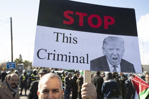 Prosvjedi protiv izraelsko-američkog mirovnog plana