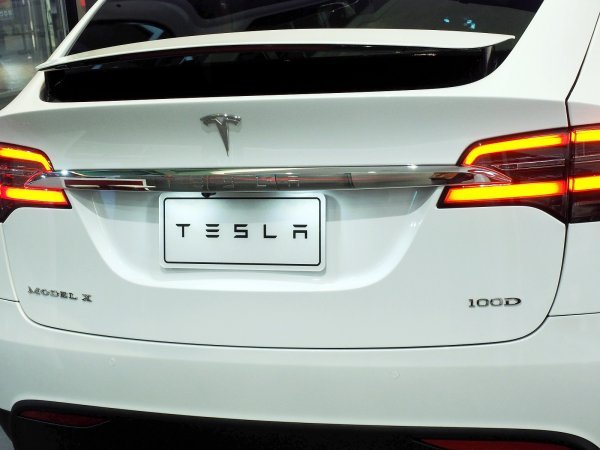 Tesla Model X