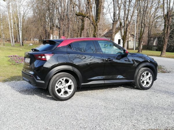 Nissan Juke 1.0 DIG-T 117 N-Connecta