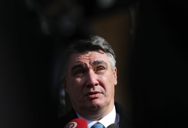 Predsjednik Zoran Milanović položio vijence na groblju Mirogoj