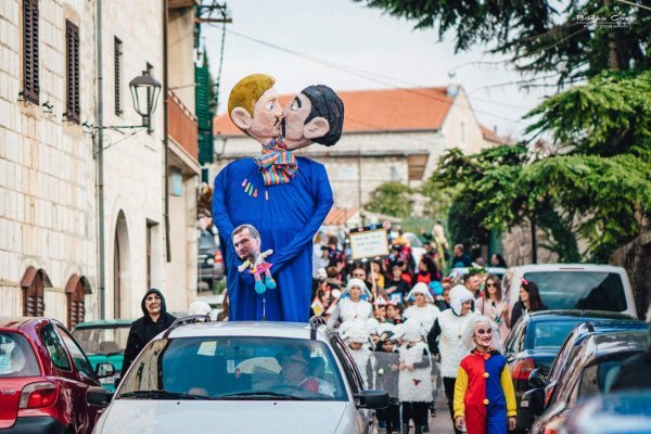 Kad većina javnosti uzvrati gromkim užasavanjem i zgražanjem, krenu se vaditi na – humor i tradiciju