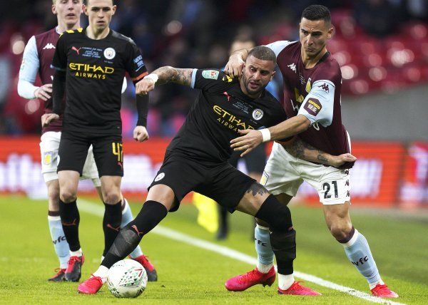 Aston Villa (Anwar El Ghazi) - Manchester City (Kyle Walker)