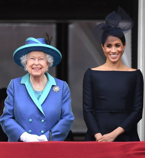 Kraljica Elizabeta i Meghan Markle