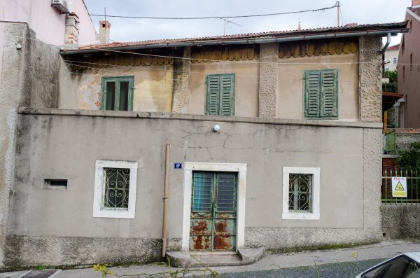 Stara kuća Petrova koju je srušio prije dva mjeseca 