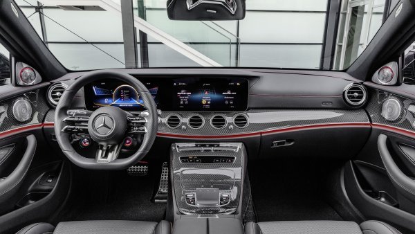 Mercedes-AMG E 53 4MATIC +