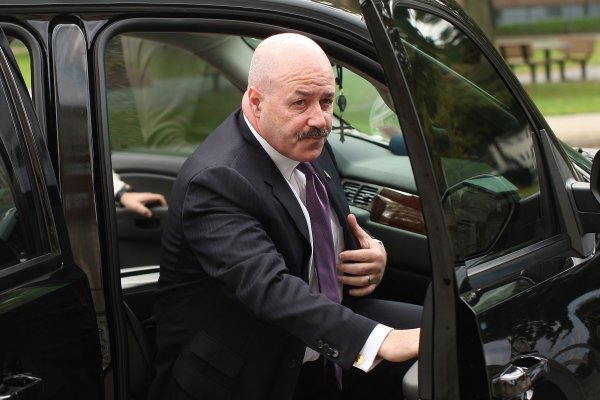 Bernard Kerik osuđen je na četiri godine zatvora zbog porezne prijevare i obmane suda