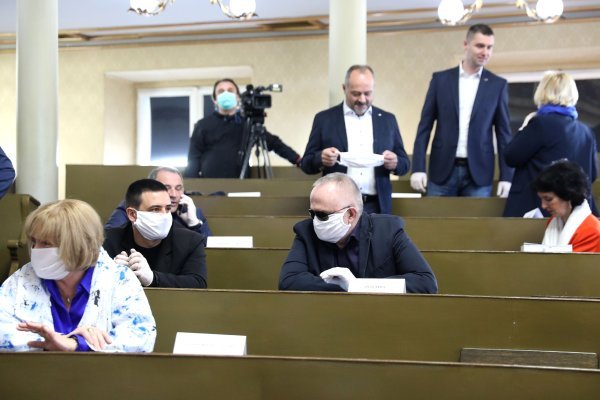 Sjednica zagrebačke Skupštine u vrijeme epidemije koronavirusa