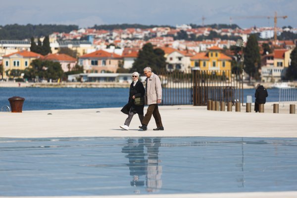 Poluprazne ulice u Zadru na prvi dan proljeća