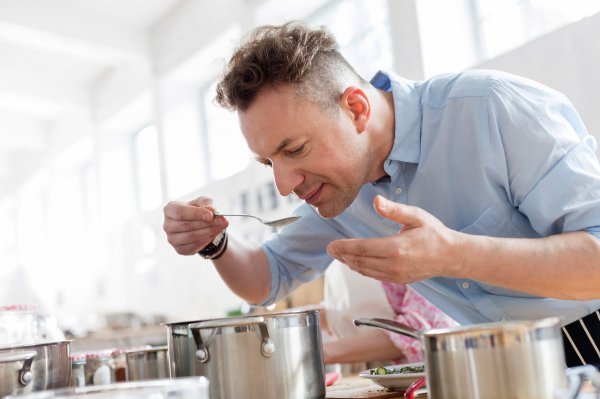 Ako ne osjećate inntenzivne mirisekoji se šire prilikom kuhanja, pošaljite se u samoizlolaciju