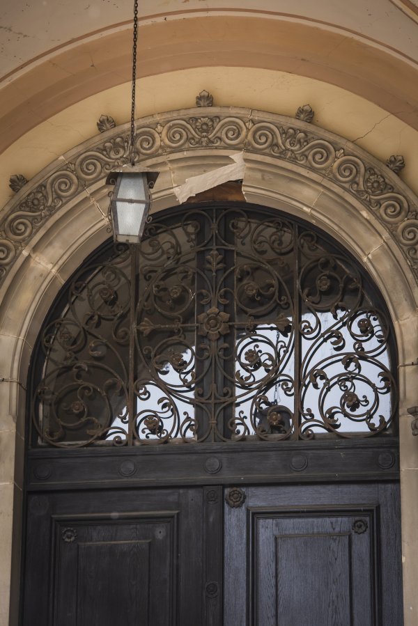 Štete od potresa na Mirogoju