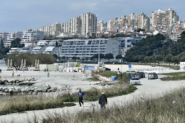 Split: Gradska okupljališta prazna zbog koronavirusa