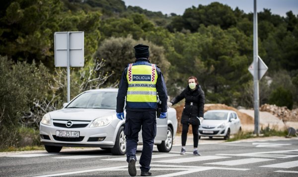 Koronavirus: Strože blokade za Murter i Betinu