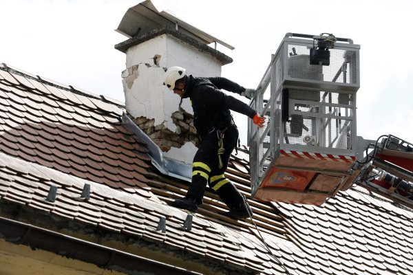 Zagreb: Popravak krovova