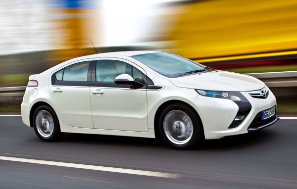 Opel Ampera (2011.)