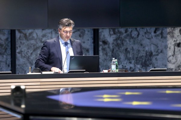 Vlada donosi travanjski paket mjera za pomoć gospodarstvu
