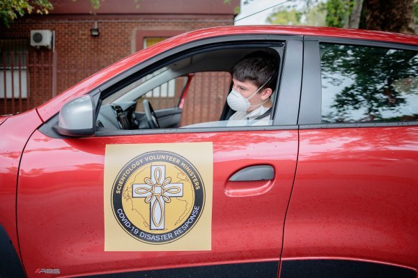 Scijentolozi nastavljaju s propovijedi unatoč pandemiji koronavirusa