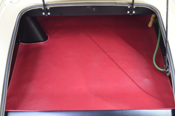 Jaguar XK120 Roadster legendarnog Clarka Gablea iz 1952.