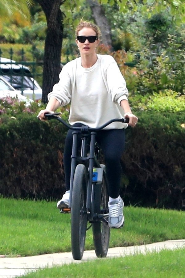 Rosie Huntington-Whiteley