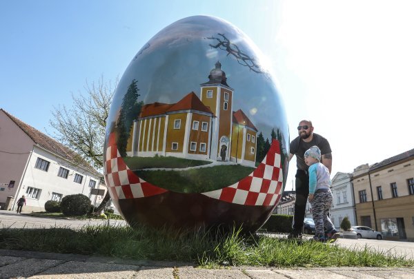 Pisanice u hrvatskim gradovima