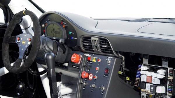 Cockpit modela Porsche 911 GT3 Cup (2005.)