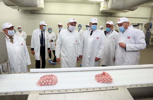 Predsjednik Zoran Milanović posjetio je tvornicu mesne industrije Pivac