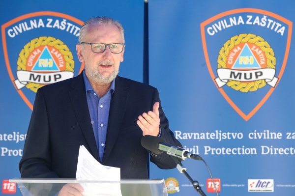 Davor Božinović
