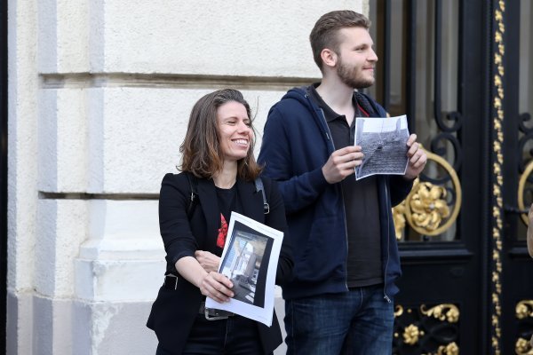 Prosvjednici na Markovom trgu