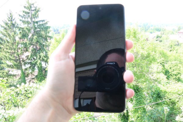 Xiaomi Redmi Note 9S Pro - fotografije uređaja