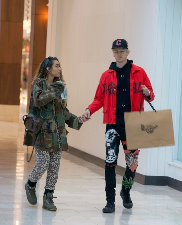 Machine Gun Kelly i Sommer Ray