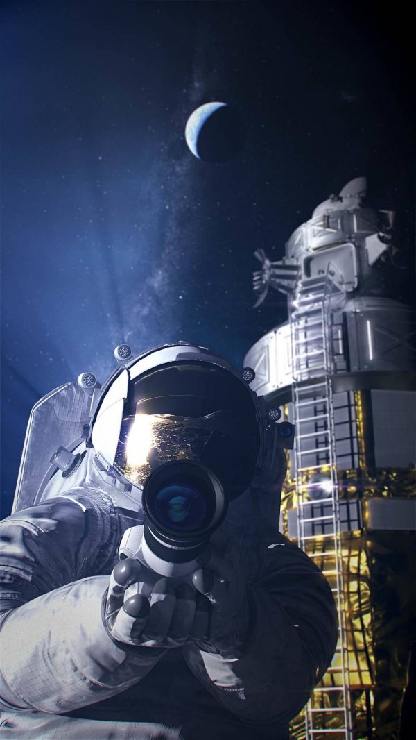 Astronaut u svemirskom odijelu xEMU s Human Landing Systemom u pozadini