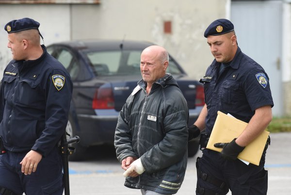 Karlovac: Privođenje Ivana Hodaka na Županijski sud zbog sumnje na ubojstvo