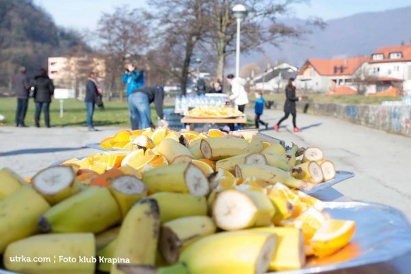 Dobri organizatori znaju koliko je trkačima za nastavak utrke važna okrjepa  