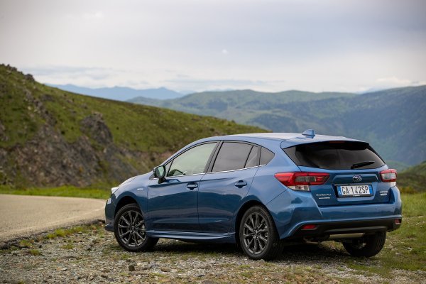 Subaru Impreza e-BOXER (2020.)