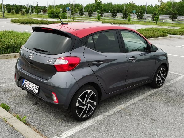 Hyundai i10 1.0 MPI 5MT Style Biton