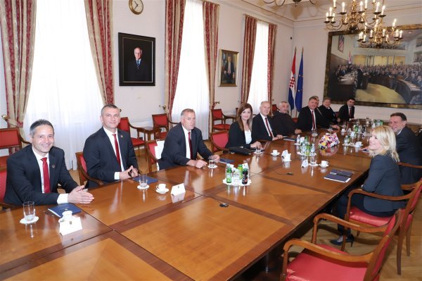 Gordan Jandroković s alkarima