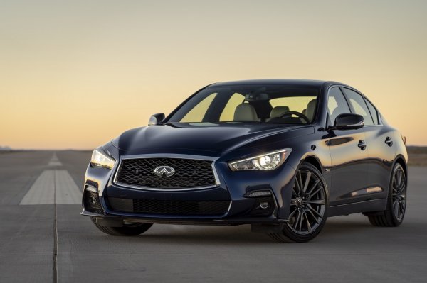 Infiniti Q50 Red Sport 400 (2020.)