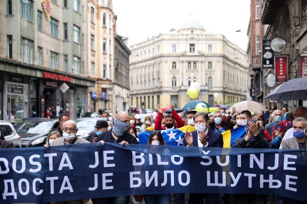 Sarajevo: Mirna prosvjedna šetnja u organizaciji političke stranke Platforma za proges