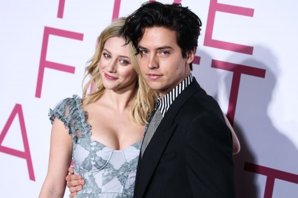 Cole Sprouse i Lili Reinhart