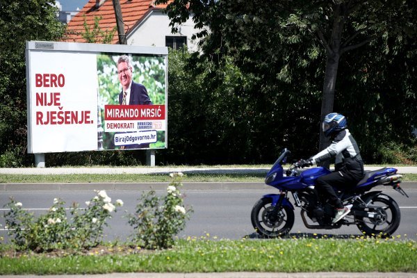 Zagreb: Predizborni plakati preplavili grad